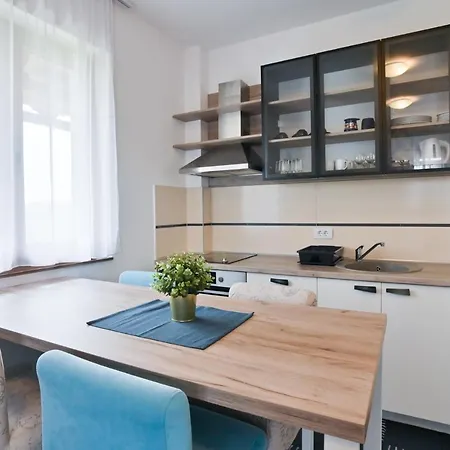 The View Hills شقة فندقية